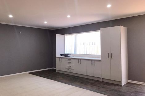 Photo of property in 75a Puhinui Road, Papatoetoe, Auckland, 2104