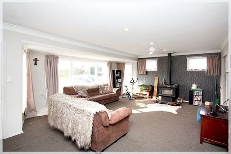 Photo of property in 32 Bledisloe Street, Levin, 5510