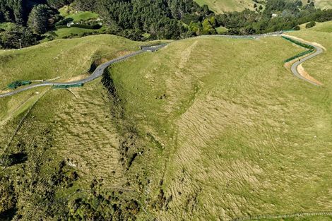 Photo of property in 1275 Paekakariki Hill Road, Paekakariki Hill, Porirua, 5381