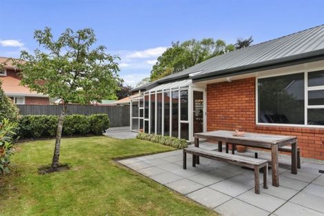 Photo of property in 27a Westburn Terrace, Burnside, Christchurch, 8041
