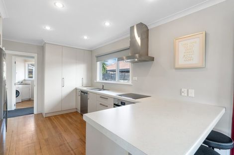Photo of property in 82 Effingham Street, North New Brighton, Christchurch, 8083