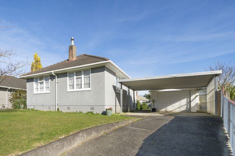Photo of property in 18 Moheke Avenue, Roslyn, Palmerston North, 4414