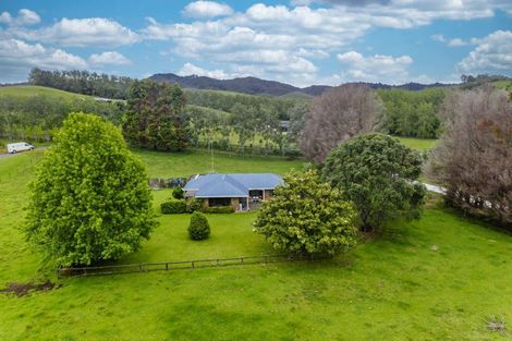 Photo of property in 681 Puketona Road, Haruru, 0204