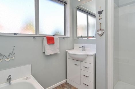 Photo of property in 209 Queenspark Drive, Parklands, Christchurch, 8083