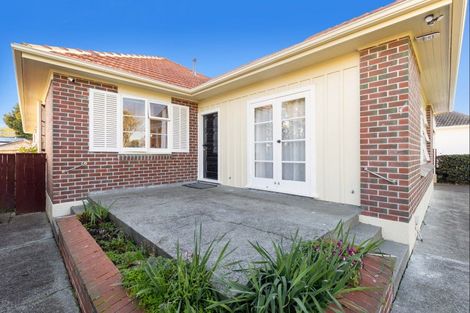 Photo of property in 79 Savage Crescent, West End, Palmerston North, 4412