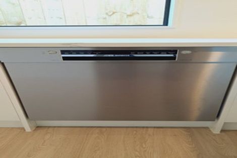 Photo of property in 5/149 Tirimoana Road, Te Atatu South, Auckland, 0602