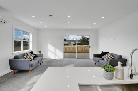 Photo of property in 1 Horoeka Street, Inglewood, 4330