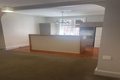 Photo of property in 5 Grass Street, Oriental Bay, Wellington, 6011