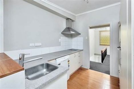 Photo of property in 26 Killarney Avenue, Torbay, Auckland, 0630