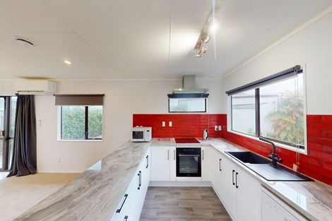 Photo of property in 10 Essex Place, Springvale, Whanganui, 4501