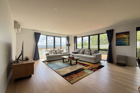 Photo of property in 14b Mackay Drive, Greenhithe, Auckland, 0632