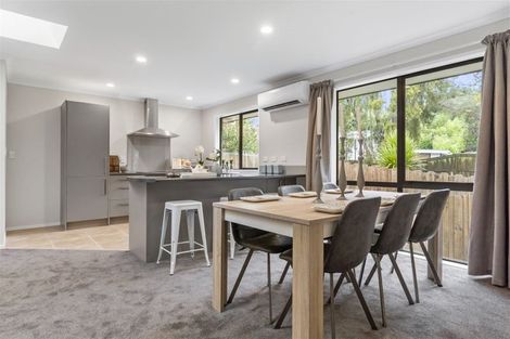 Photo of property in 19a Ranui Avenue, Ranui, Auckland, 0612