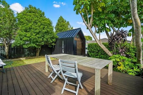 Photo of property in 121 Titirangi Road, New Lynn, Auckland, 0600
