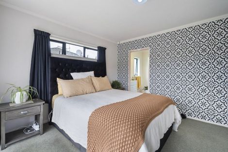 Photo of property in 6 Brookside Close, Highbury, Palmerston North, 4412