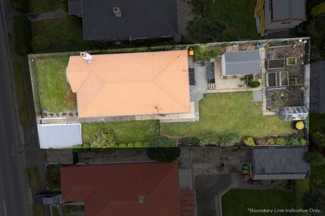 Photo of property in 96 Middleton Road, Kew, Dunedin, 9012