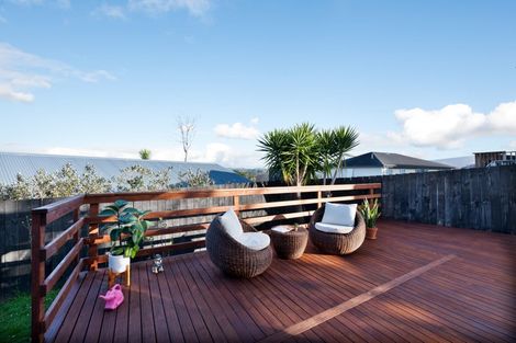 Photo of property in 230b Sturges Road, Henderson, Auckland, 0612