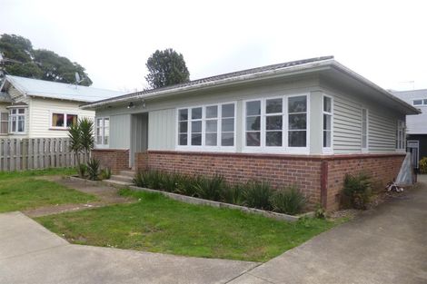 Photo of property in 245a Meola Road, Point Chevalier, Auckland, 1022
