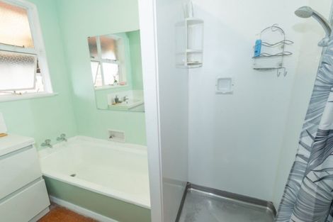 Photo of property in 6 Campbell Street, Alexandra, 9320