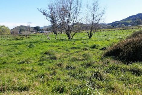 Photo of property in 5 Cook Street, Tolaga Bay, 4077