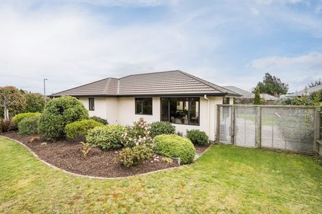 Photo of property in 2 Melfield Place, Richmond, 7020