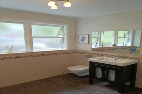 Photo of property in 17a Blue Mountains Road, Silverstream, Upper Hutt, 5019