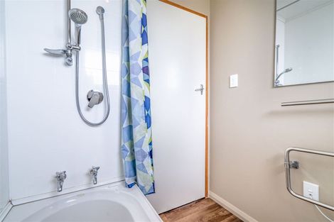 Photo of property in 77 O'byrne Place, Waikiwi, Invercargill, 9810