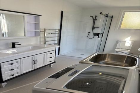 Photo of property in 102 Constable Street, Newtown, Wellington, 6021