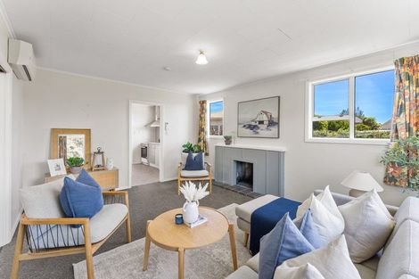 Photo of property in 31 Moana Road, Paraparaumu, 5032