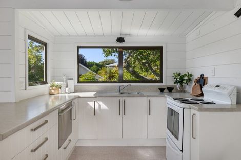 Photo of property in 10 Lindoch Avenue, Te Puna, Tauranga, 3174