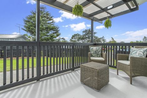 Photo of property in 14 Dunstall Place, Mangere Bridge, Auckland, 2022