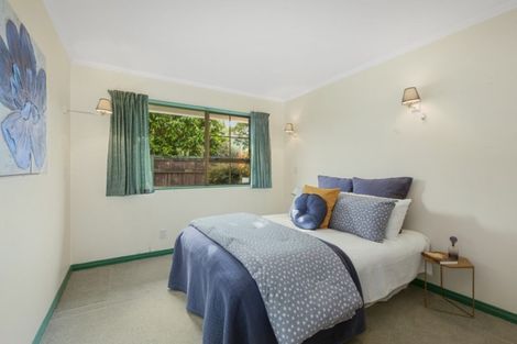 Photo of property in 27 Waddington Drive, Naenae, Lower Hutt, 5011