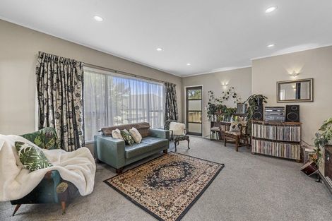 Photo of property in 334 Swanson Road, Ranui, Auckland, 0612