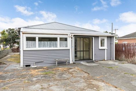 Photo of property in 21 Miro Street, Miramar, Wellington, 6022