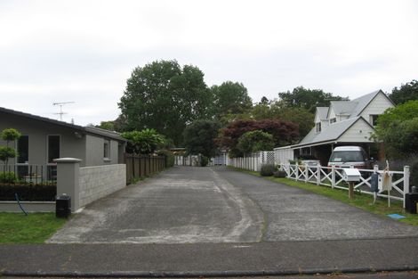 Photo of property in 2/10 Motuora Road, Manly, Whangaparaoa, 0930