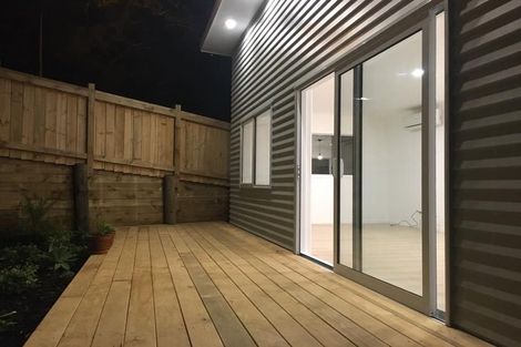 Photo of property in 8a Awanui Street, Merrilands, New Plymouth, 4312