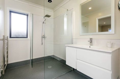 Photo of property in 13 Maison Way, Rangatira Park, Taupo, 3330