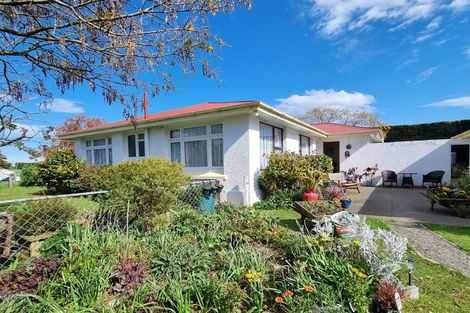 Photo of property in 1063 Riverton Otautau Road, Gropers Bush, Riverton, 9883