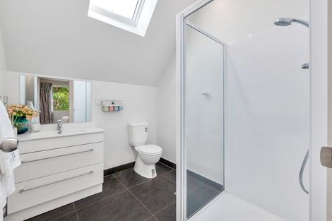 Photo of property in 1a Alexander Avenue, Torbay, Auckland, 0630