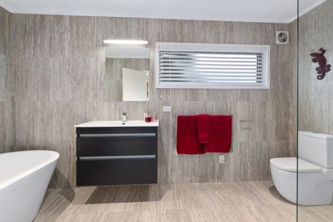 Photo of property in 167 Attwood Road, Paremoremo, Auckland, 0632