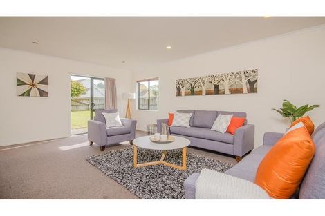 Photo of property in 10 Blumhardt Place, Avondale, Auckland, 1026