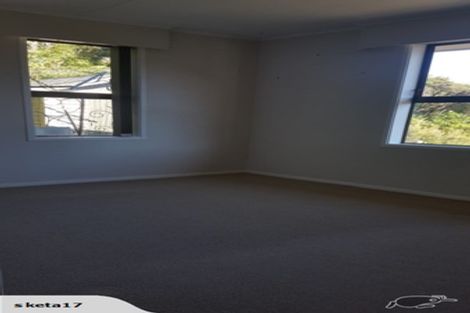 Photo of property in 32 John Street, Stokes Valley, Lower Hutt, 5019