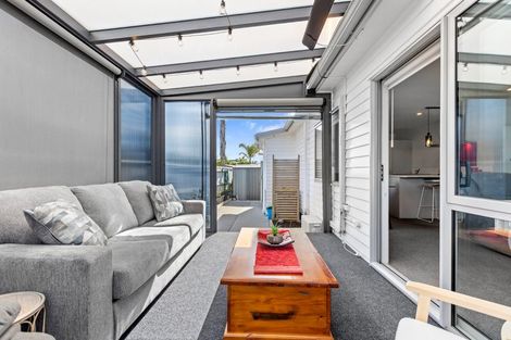 Photo of property in 11 Kamahi Crescent, Papamoa Beach, Papamoa, 3118