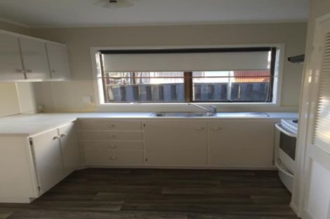 Photo of property in 14b Glengowan Place, Conifer Grove, Takanini, 2112