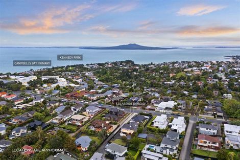 Photo of property in 1/52 Aberdeen Road, Campbells Bay, Auckland, 0620