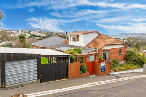 Photo of property in 7 Byron Street, Mornington, Dunedin, 9011