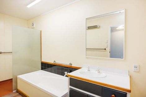 Photo of property in 6 Maire Street, Pahiatua, 4910