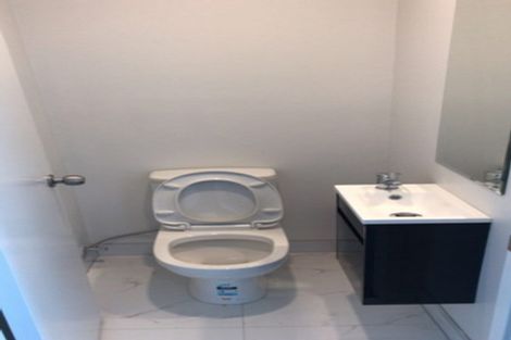 Photo of property in 7 Clarion Place, Glendene, Auckland, 0602