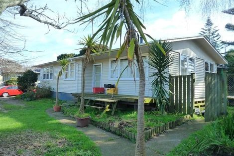 Photo of property in 24 Burndale Terrace, Manurewa, Auckland, 2102