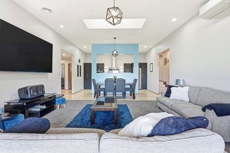 Photo of property in 68 Parkdale Drive, Aramoho, Whanganui, 4500