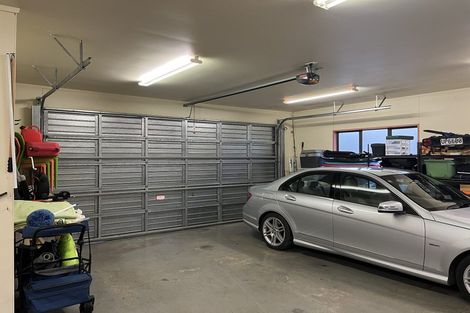 Photo of property in 39 Abby Road, Fitzherbert, Palmerston North, 4410